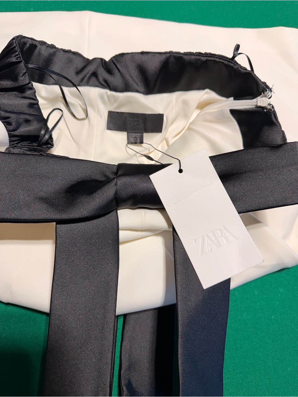 Zara White Strapless Mini Skirt with Black Bow Tie Detail - Picture 10 of 10